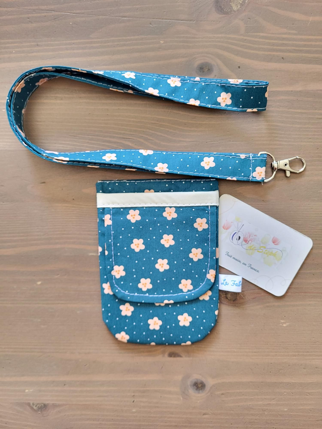 Ensemble porte-badge/pochette de blouse