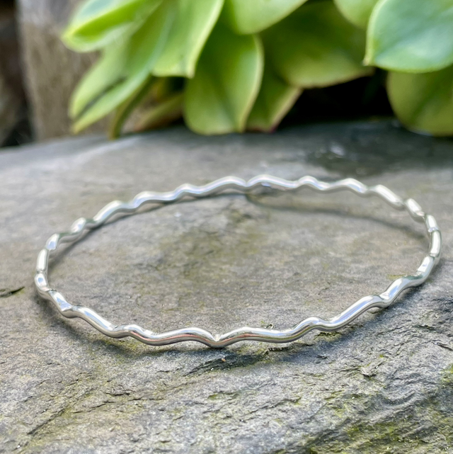 Ripple Silver Bangle