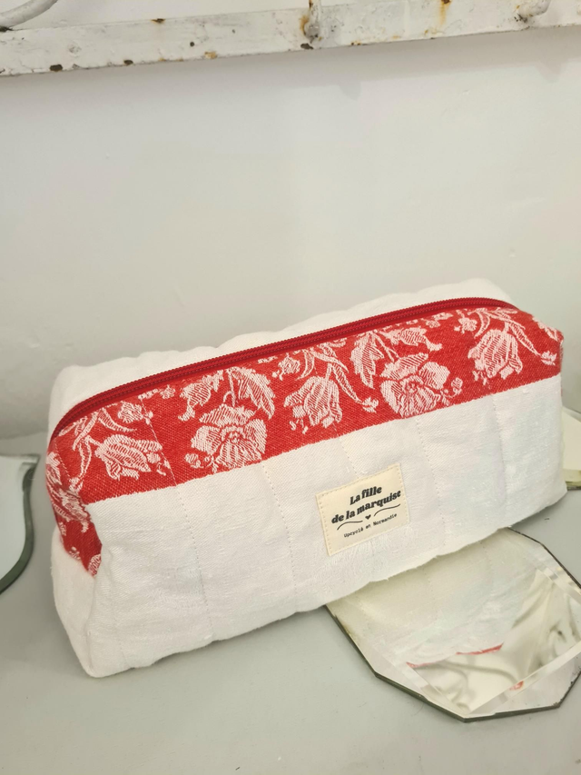Trousse en tissus upcyclés collection de Noël