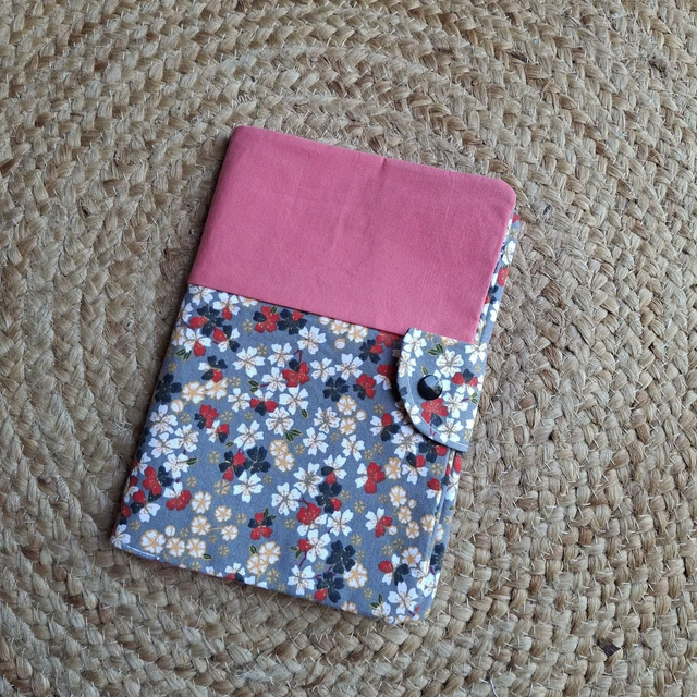 Protège carnet santé