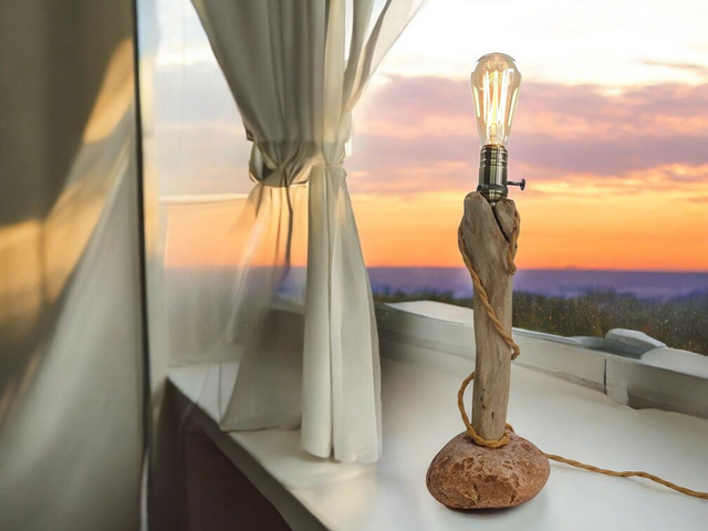 Lampe bois flotté