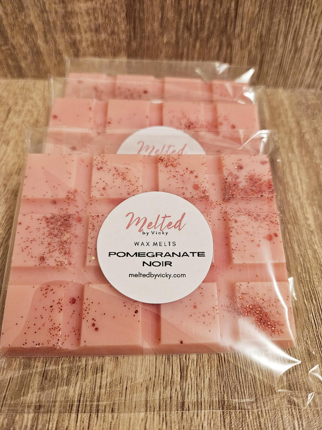 Pomegranate Noir Wax Bar