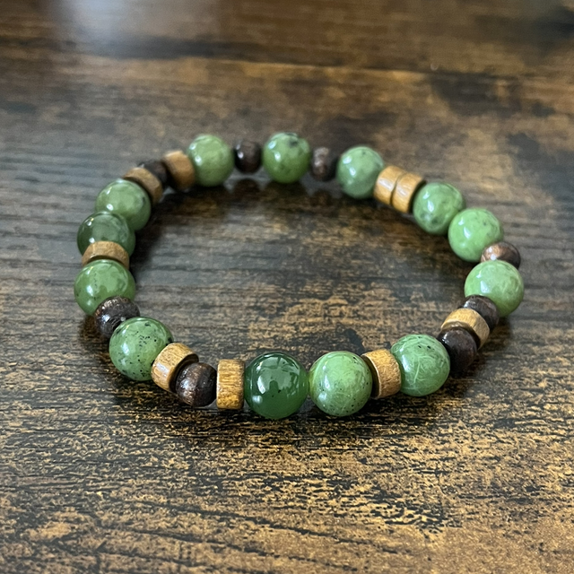 Bracelet en Jade Néphrite et Perles de bois
