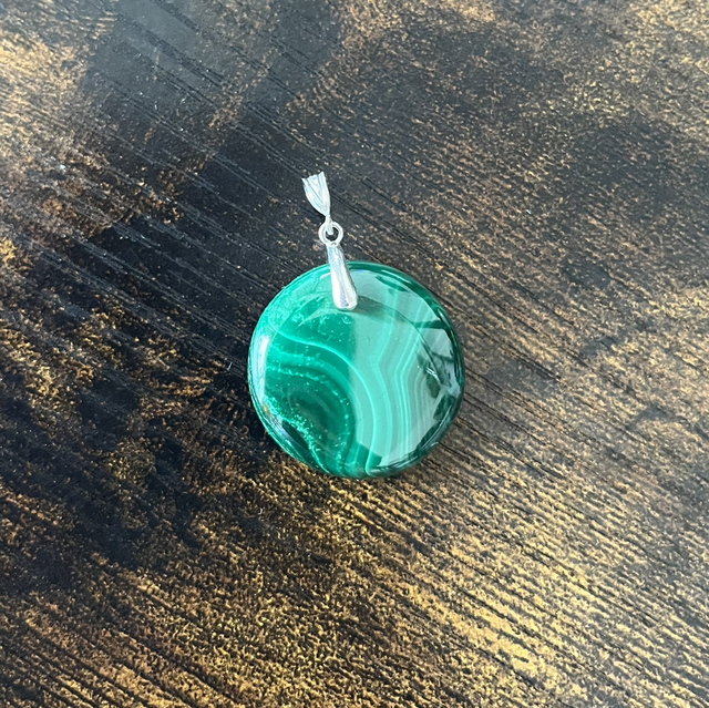 Pendentif en Malachite et bélière argent 