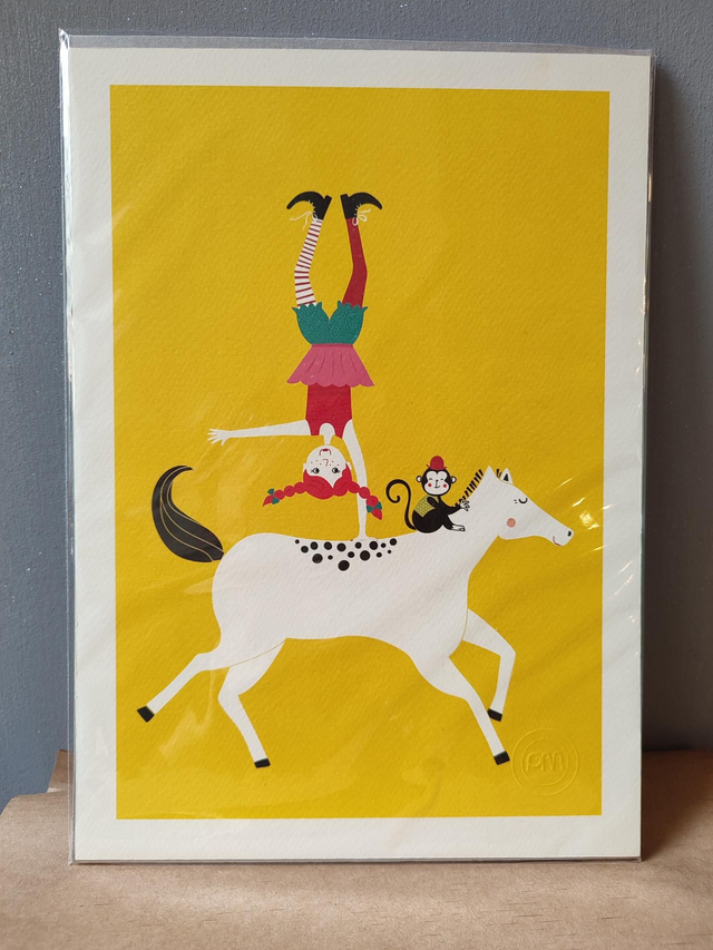 Pippi Calzelunghe sfondo giallo