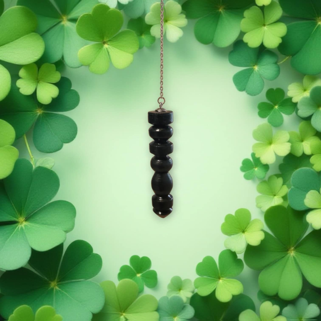 5.Pendule 15 en bois de cerisier