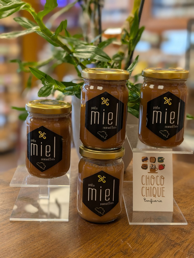 Pâte à tartiner Miel Noisettes de chez Macrobapt