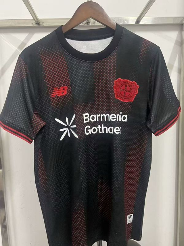 Camiseta 1º Bayer Leverkusen - Versión Fan - 25-26