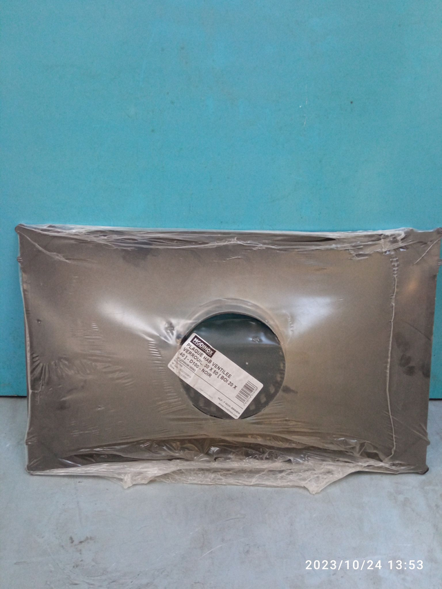 Plaque d'habillage ventilé 300 X 500 D100  NOIR - 2FLEPHV4N100NO 