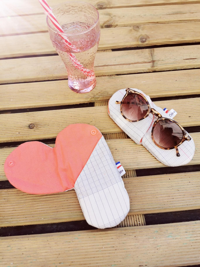 Étui à lunettes cœur cahier d&#039;école 