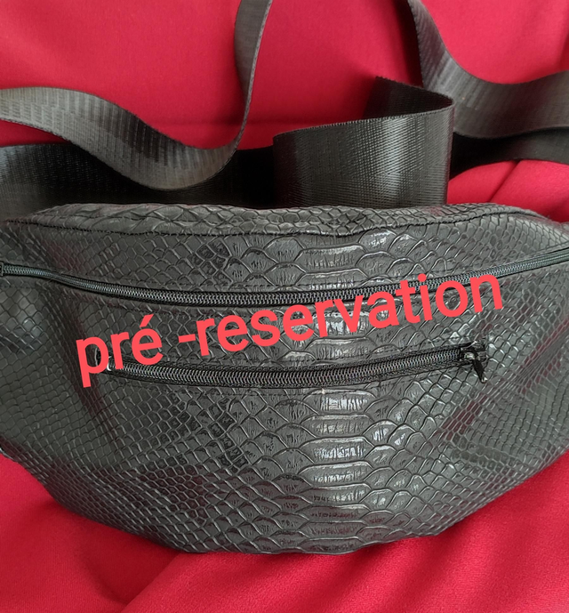Pré -reservation.     Sac banane similicuir croco 