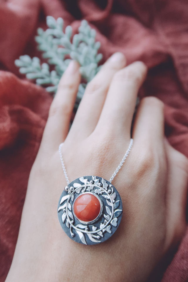 Laurel Wreath Necklace & Broch no.1