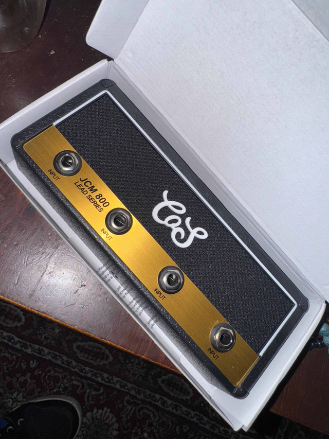 COS Keychain Holder Amp