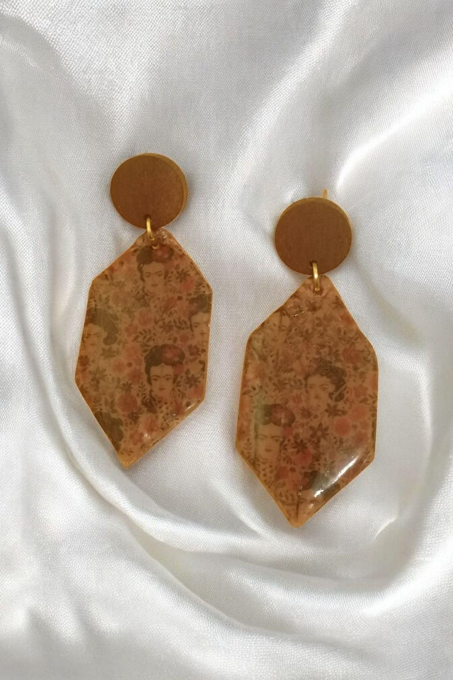 Boucles d&#039;oreilles chinoise marron