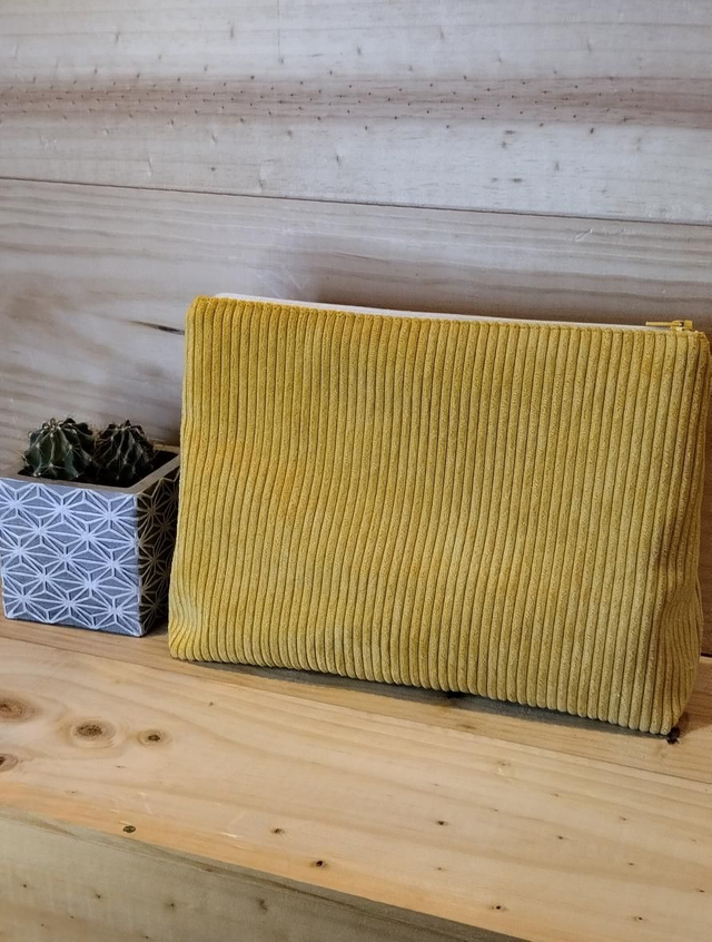 Grande trousse jaune 