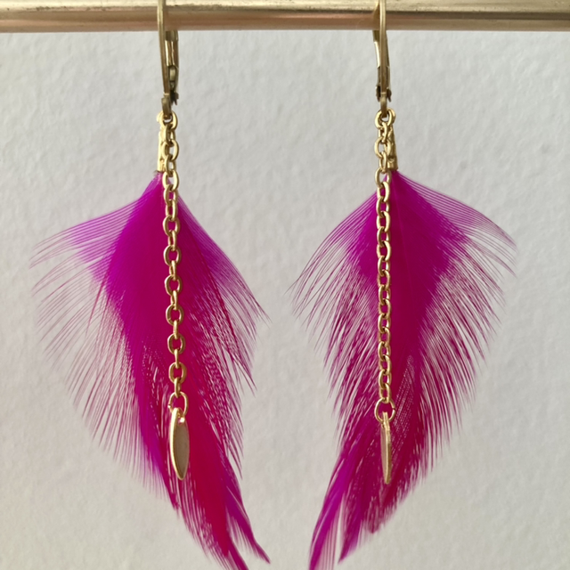 Boucle d’oreille Birdy fuchsia 