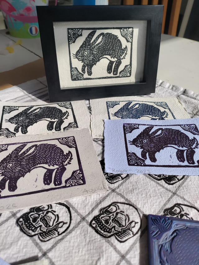 linogravure "Roger lapin" 10X15 cm papier blanc