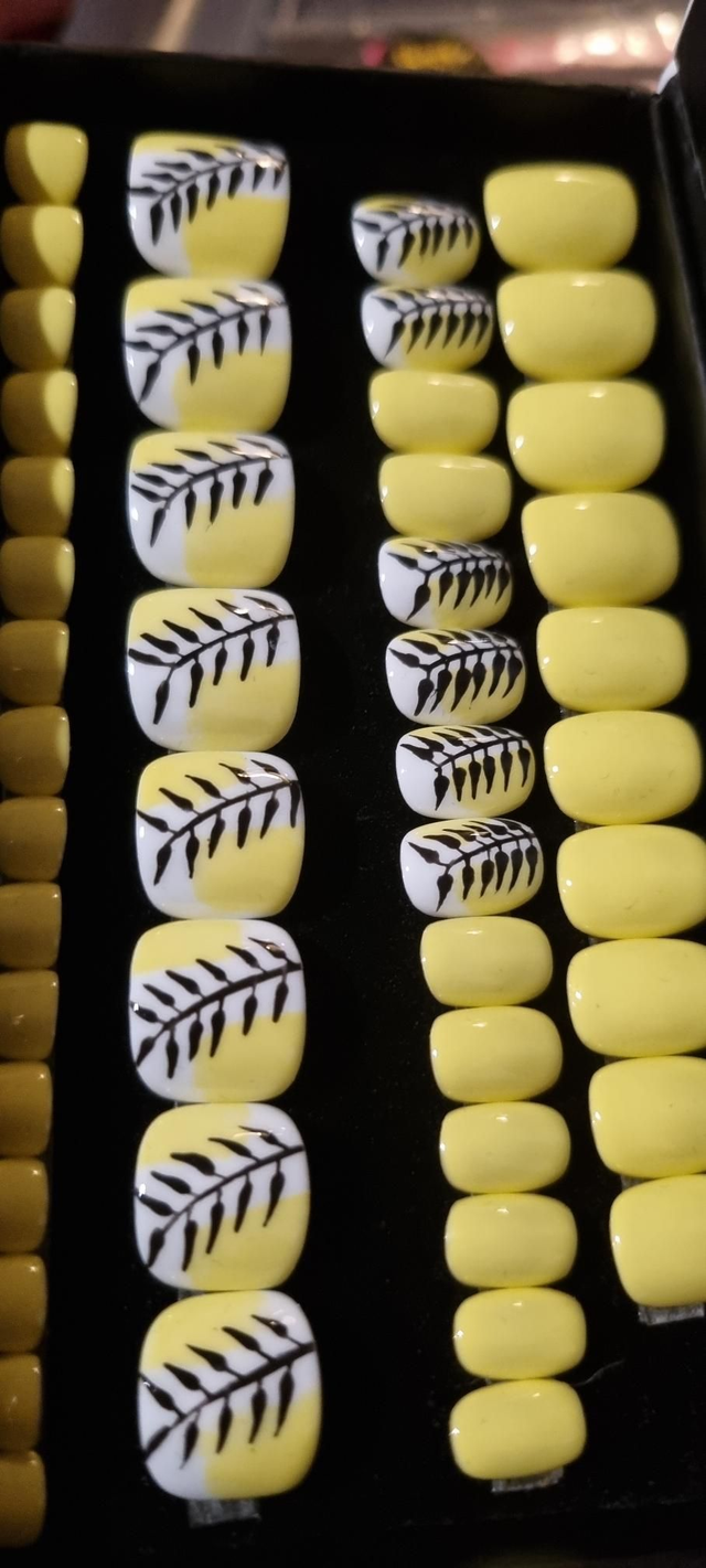 Minions folliage little carré xs et little pieds