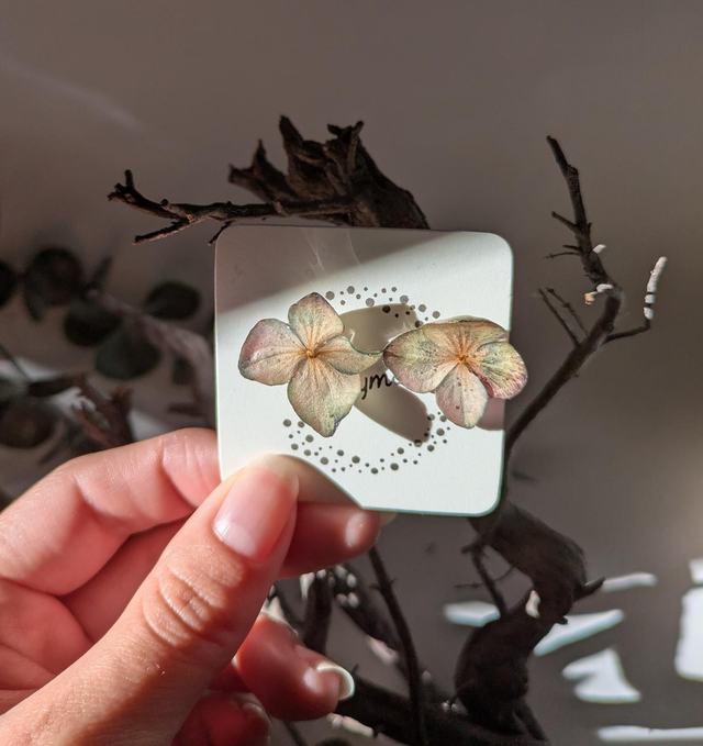 Pendientes de hortensias gallegas