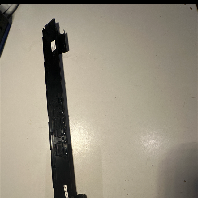 1082-Laptop Scharnierabdeckung Leiste Switch Cover – KH116080X 3M902860211A-A – Ersatzteil Schwarz