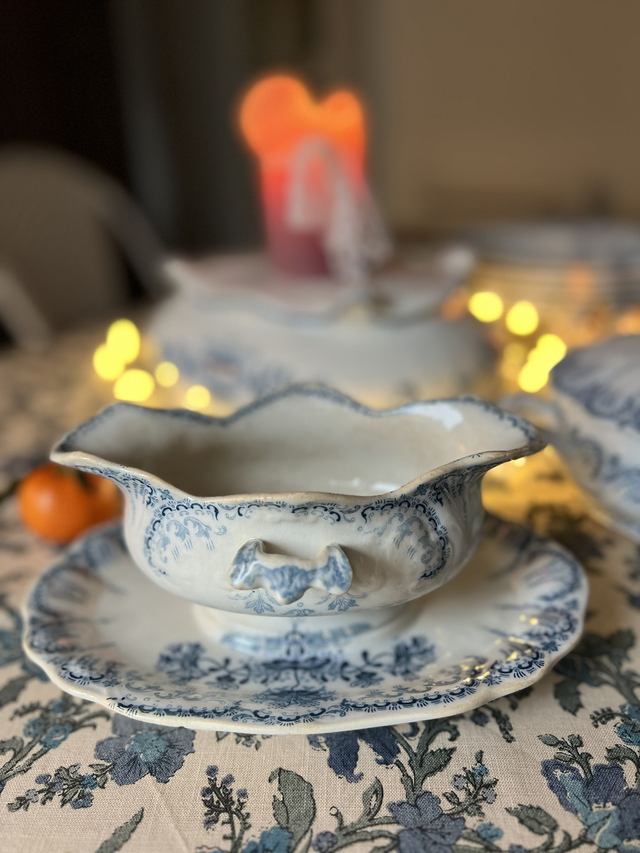 REGENCE - Saucière sur dormant signée St Amand &amp; Hamage Nord - Terre de Fer