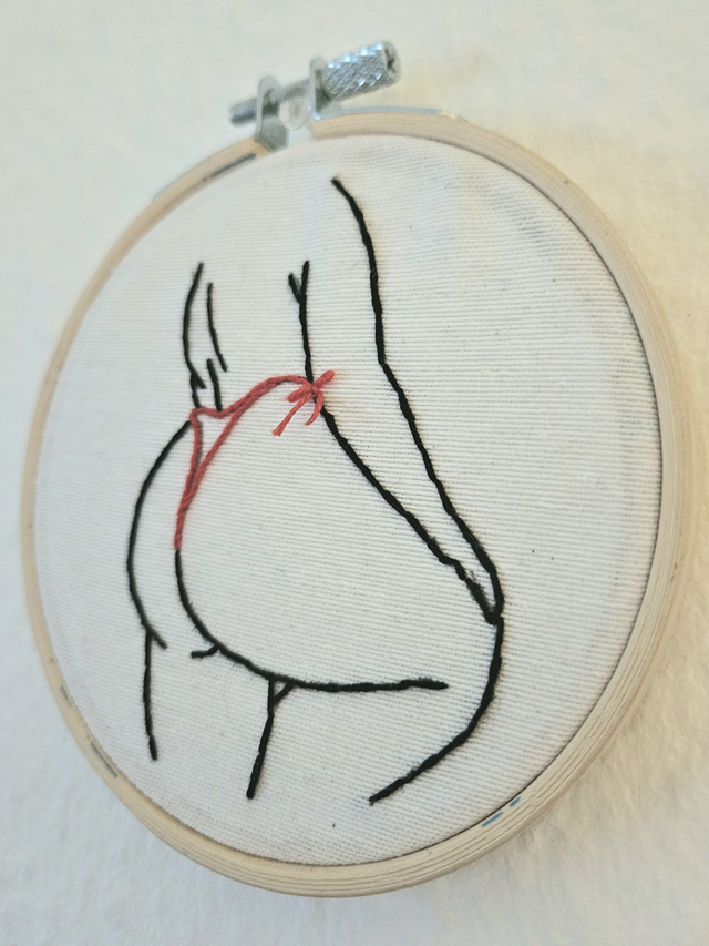 Les Culottées - Composition de 6 cercles brodés