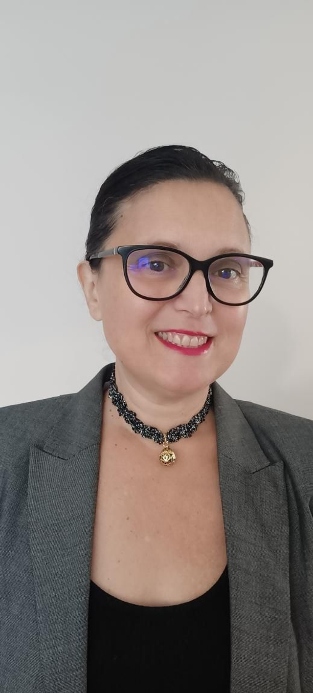 Ras de cou avec oeufs 