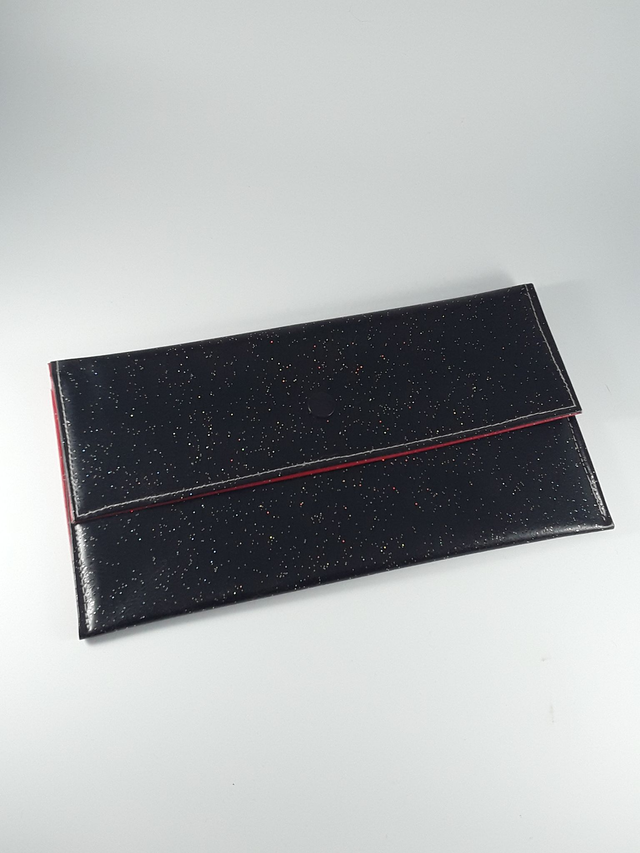 pochette à masques toile cirée 6 noire pailletée, intérieur rouge pailleté