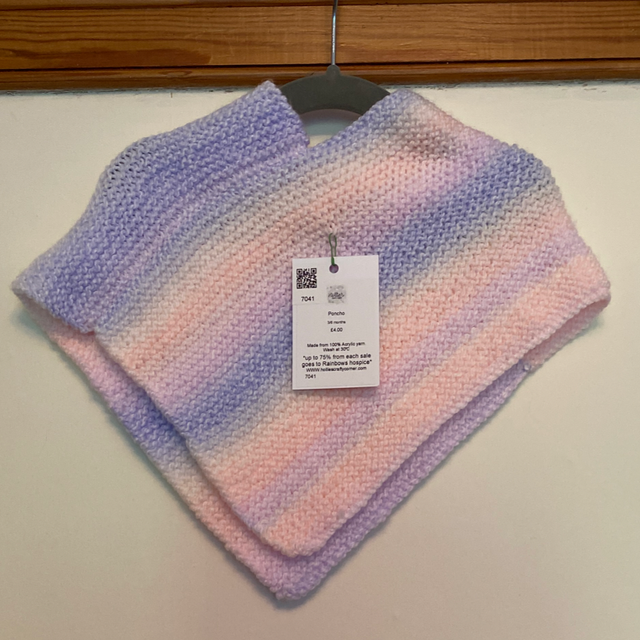 7041 Girls poncho 