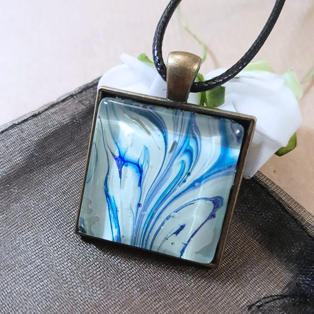 FLOCON NACRE - Collier - Carré, bleu vert