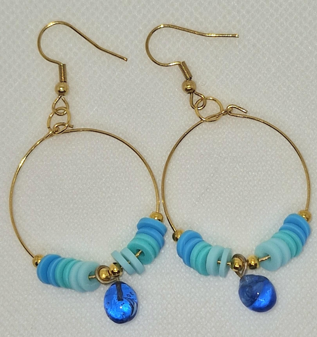 Créoles dorées et bleues