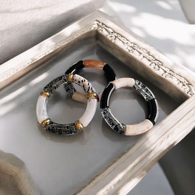 Bracelets acryliques noir