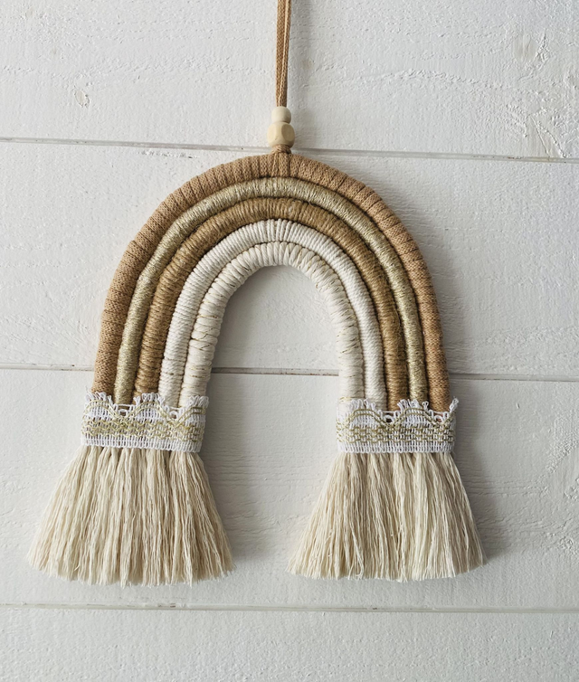Arc en ciel en macramé