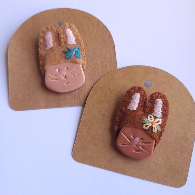 Happy Bunny Brooch - Ceramic and Embroidered Felt - Brown