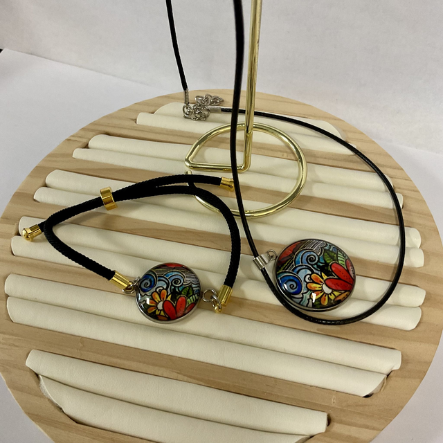 Handmade, colourful necklace and bracelet set. Beautiful coordinated jewellery gift.