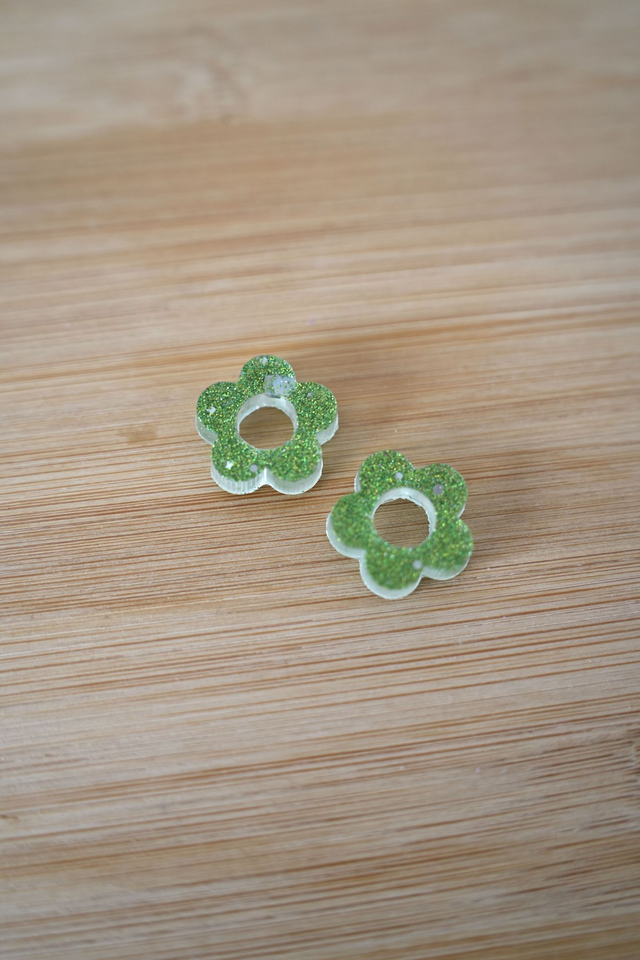 Petites pampilles fleurs vertes