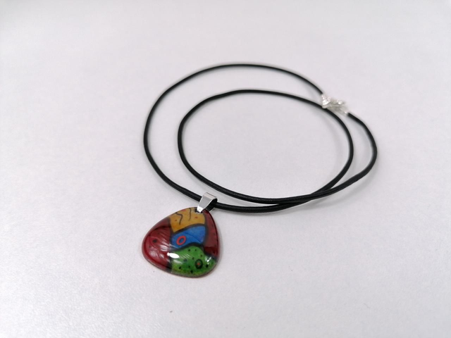 '' Les Graphiques '' - Collier en émail sur cuivre 