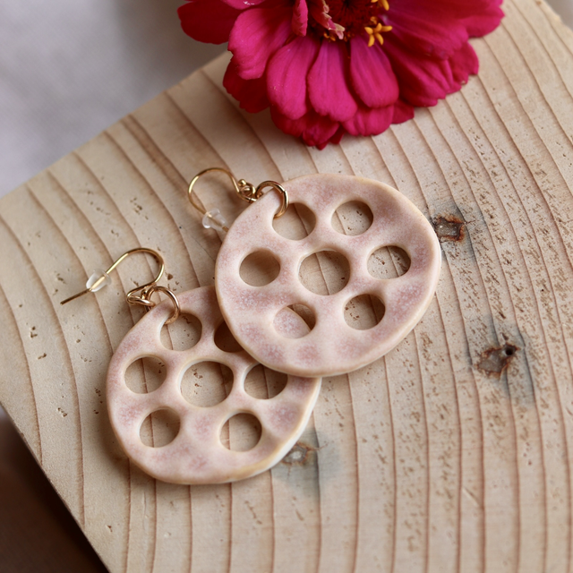 Boucles d’oreilles en porcelaine