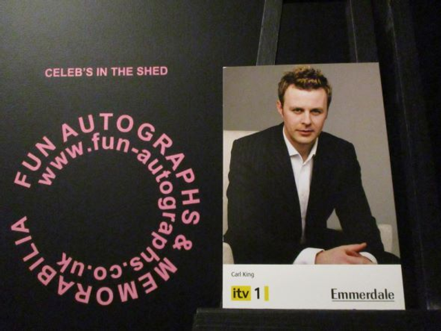 Tom Lister (Carl King) Original Emmerdale Yellow &amp; Black Itv1 Logo Cast Card (SEE PIC)
