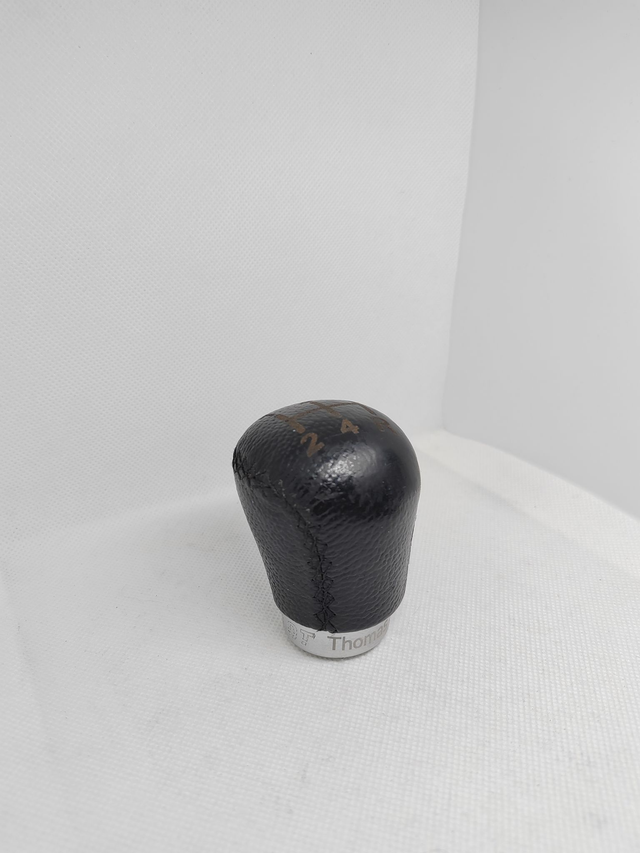 Gravure pommeau de vitesse