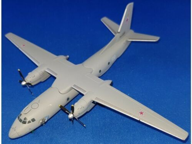 An-26 Russian Air Force &quot;blue 03&quot; (RF-36072), 1:200, Aviaboss