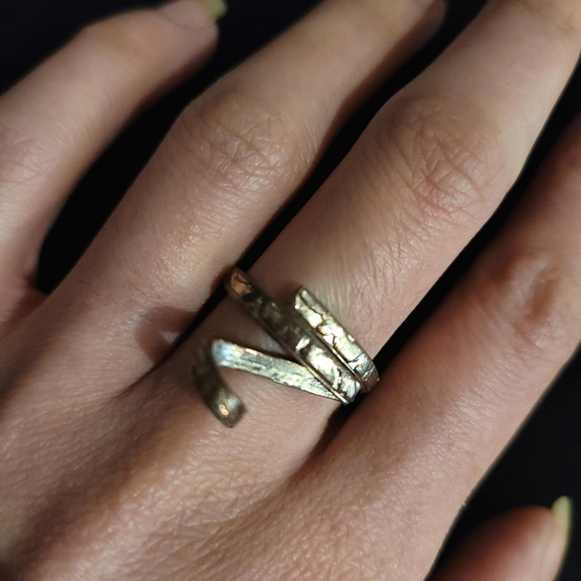 Moulded Quirky Ring