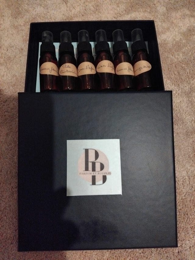 coffret 6 parfums  spray 30 ml - 20 déclinaisons de senteurs -