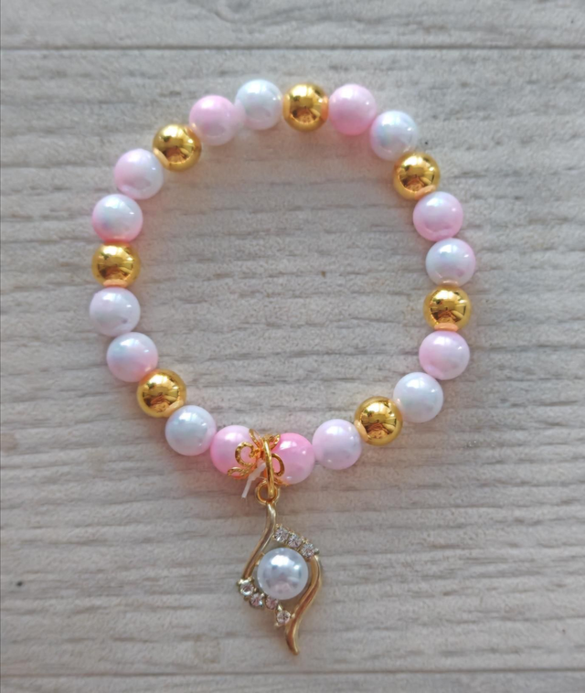 Pink &amp; White Ombre Beaded Bracelet 