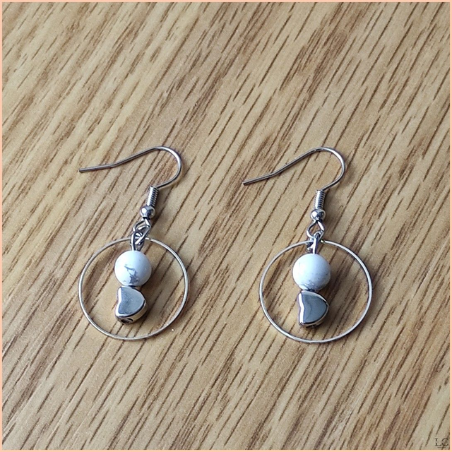  Romy - Howlite