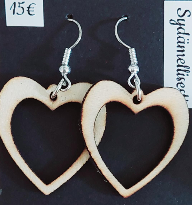 Sydämelliset-korvikset (pari)