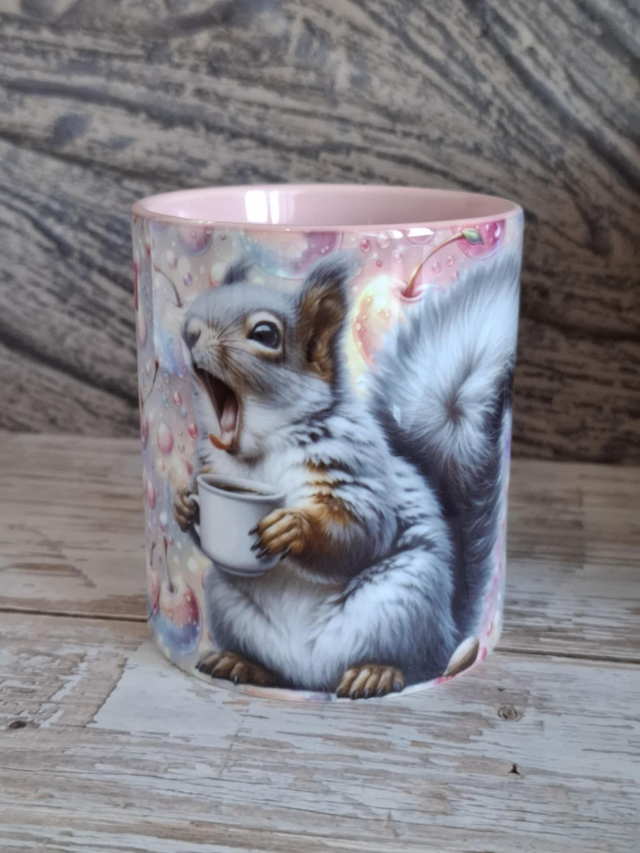 Mug j&#039;ai besoin de café écureuil