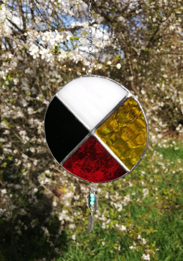 Vitrail Roue de médecine