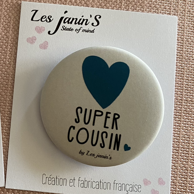 Badge « Super Cousin »