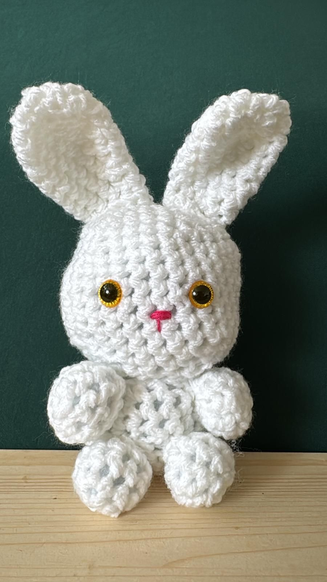 Large Woven Rabbit - White with Yellow Eyes